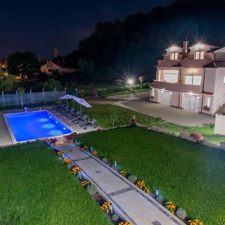 Green Paradise Estate Trilj Kültér fotó
