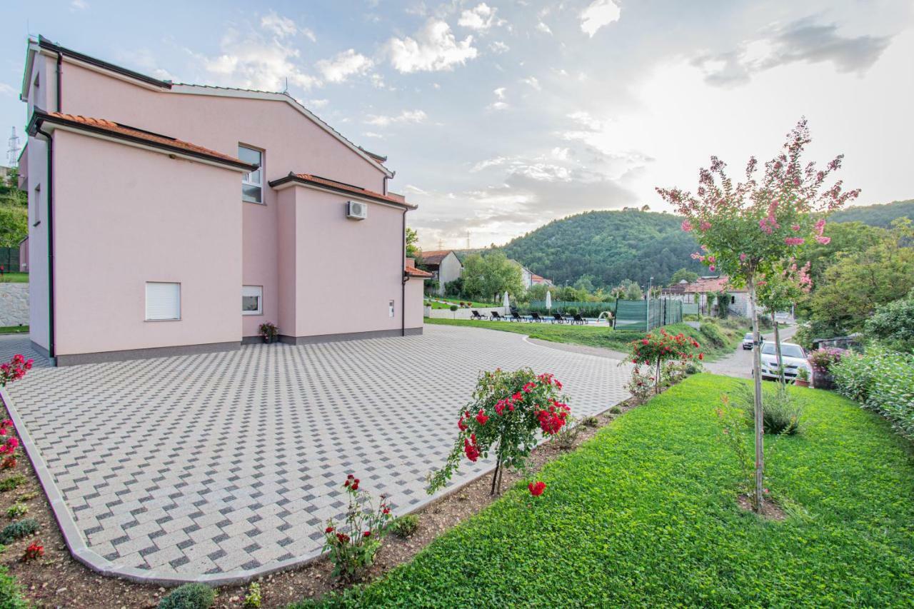 Green Paradise Estate Trilj Kültér fotó